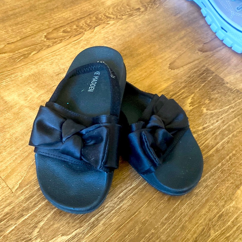 Excellent condition black Steve Madden